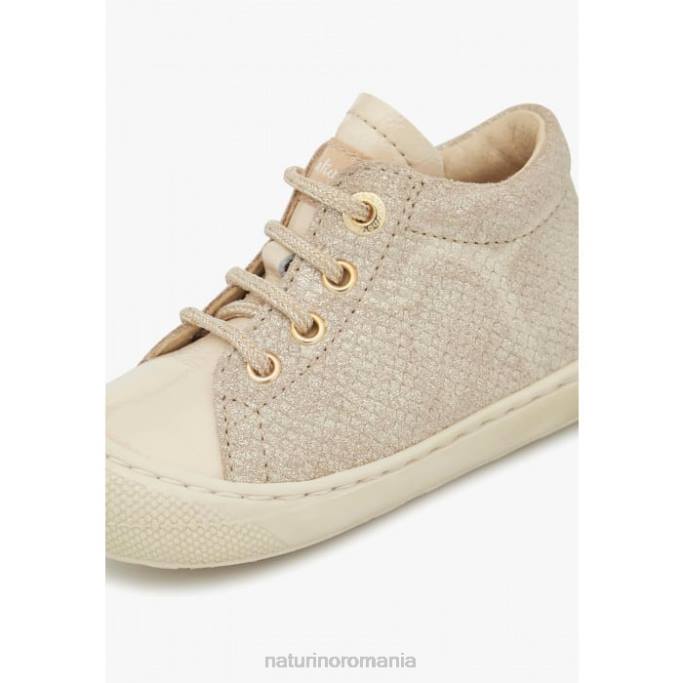 copii Naturino platină cocon pantofi pentru primul pas din piele lăcuită și piele de căprioară 4J4P75