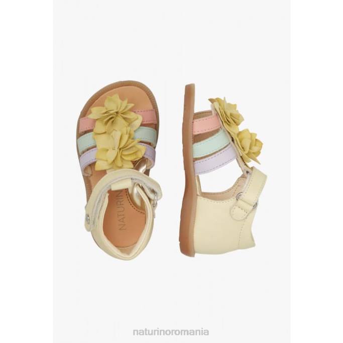 copii Naturino galben zoeyy sandale din piele cu flori aplicate 4J4P242